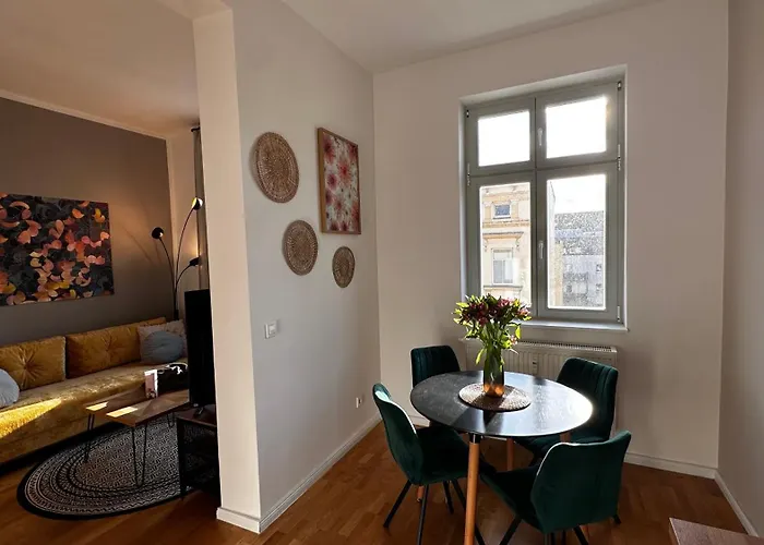 Flora In Halle An Der Saale * Halle (Saale)